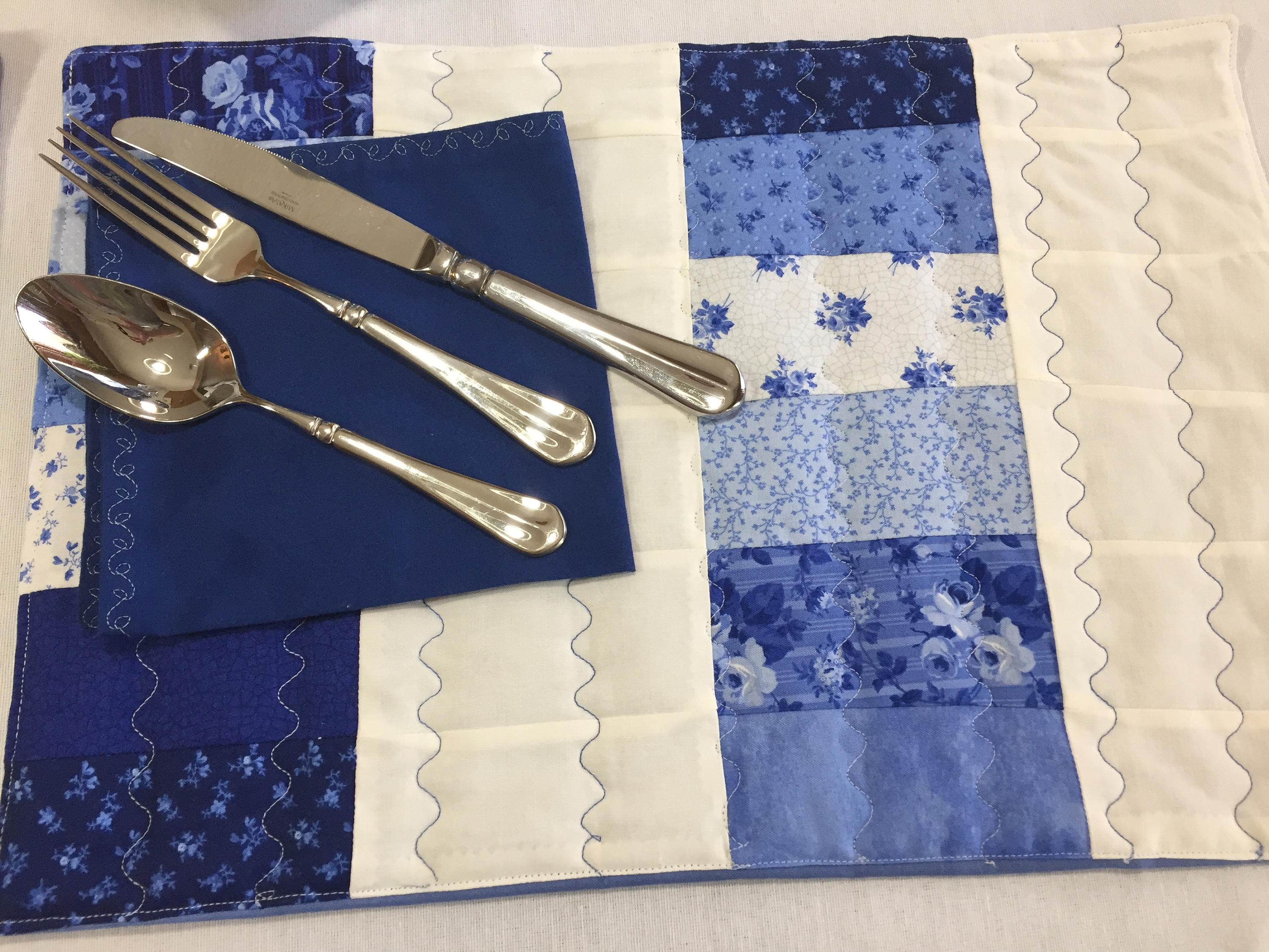 Quilted Placemats Spring Placemats Blue And White Placemats Blue Floral Place Mats Custom Placemats Housewarming Gift