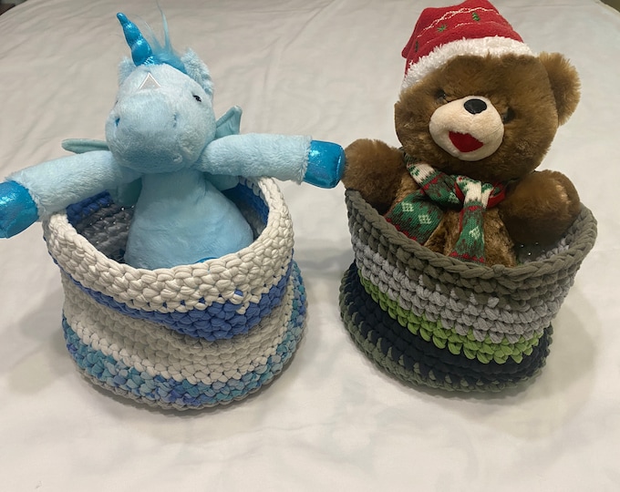 Recycled Baskets, Tshirt Baskets, Crocheted Baskets, Display Baskets, Home Decor Baskets, Storage Baskets, Small Baskets, Scrap Basket