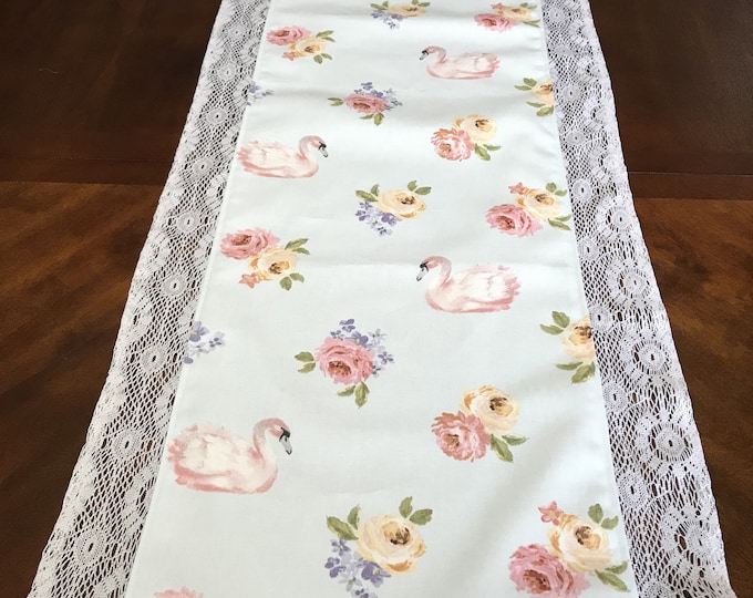 Floral Runner for Table, Floral Runner, Floral Table Runner, Mothers Day Gifts, Gifts for Mom, Gifts for Sisters, Housewarming Gifts