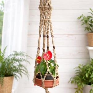 ボヘミアン風ジュートマクラメプラントハンガー｜木製ビーズを使ったヴィンテージスタイル