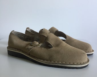 dr martens mary janes size 6
