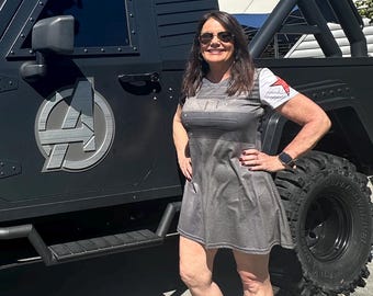 Vestido estilo camiseta inspirado en Bucky para mujer