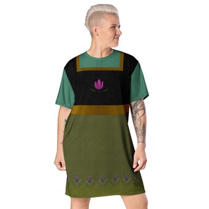 Women&#39;s Young Anna   Inspired T-shirt dress