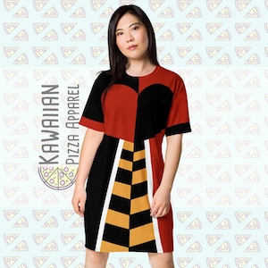 Women&#39;s Queen of Hearts T-shirt dress
