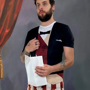 Men&#39;s HM Dynamite Gentleman Stretching Portrait Inspired Short Sleeve Shirt