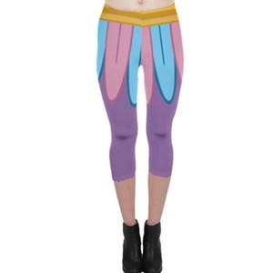 Women&#39;s Mrs. Potts  Inspired Capri Leggings
