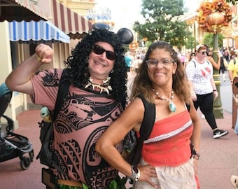 Camisa deportiva de manga corta para hombre inspirada en Maui (sin collar)