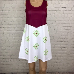 Damen HM Tightrope Walker inspiriertes ärmelloses Flare Kleid Bild 2