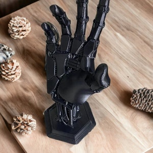 3D Printed Robot Hand Game Controller Holder