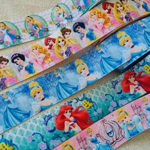 1 Yards Disney Princess Grosgrain Ribbon 1-1/2&quot; (38mm). Disney Character ribbon. Sold by the Yard.