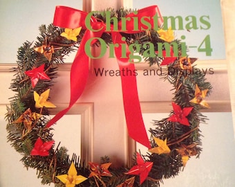 Christmas origami 4 wreaths and displays