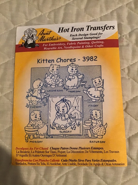 Vintage Aunt Martha Aunt Martha/'s Hot Iron Transfers Kitten Chores #3982 Vintage Transfer Embroidery Pattern Aunt Martha
