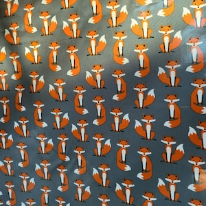 Robert Kauffman - fox - 15680 fabulous fox- laminated fabric on roll