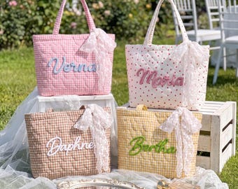 Bridesmaid Quilted Tote Bag with Custom Name, Personalized Gingham Handbag, Crochet Name Shoulder Bag, Bridal Party Gift for Her