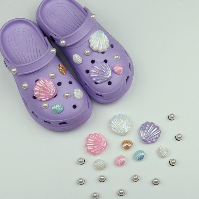 Pearl Shell Footprint Croc Charms – crocs-charms-shop