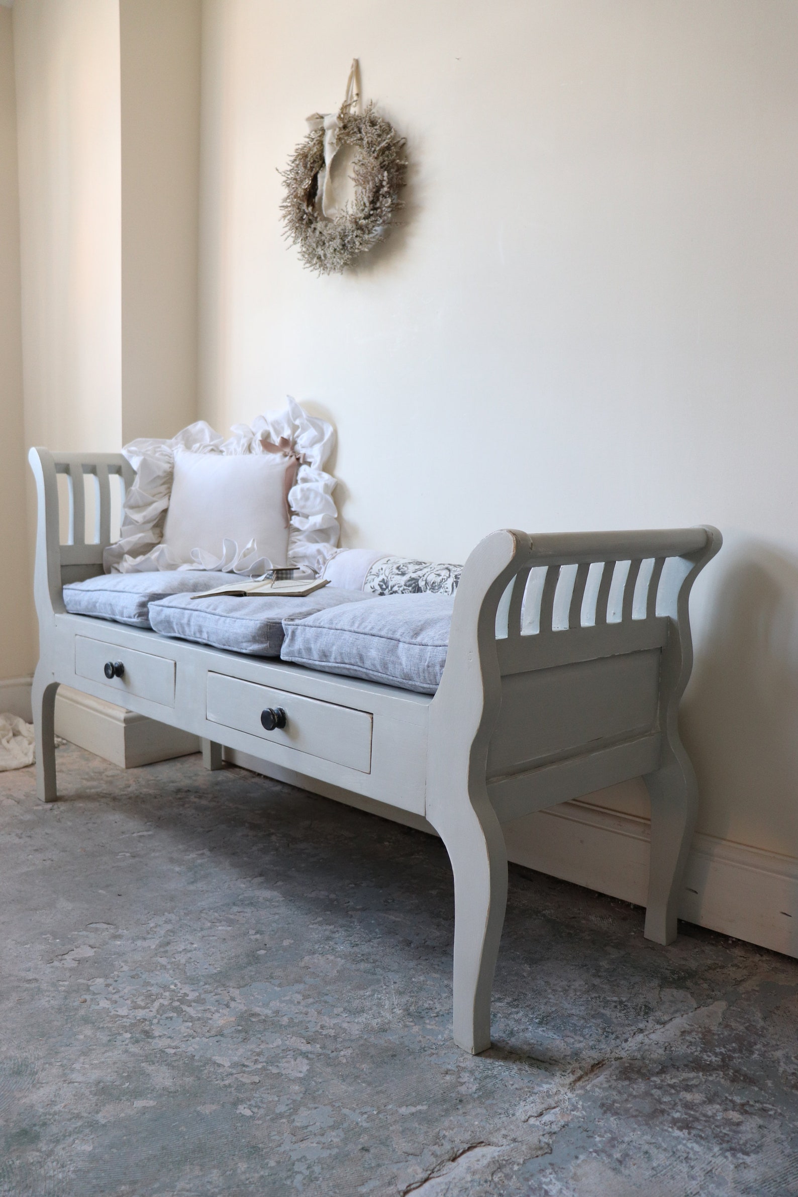 Stunning Painted Vintage Day Bed or Window Seat in Earl Grey Etsy UK