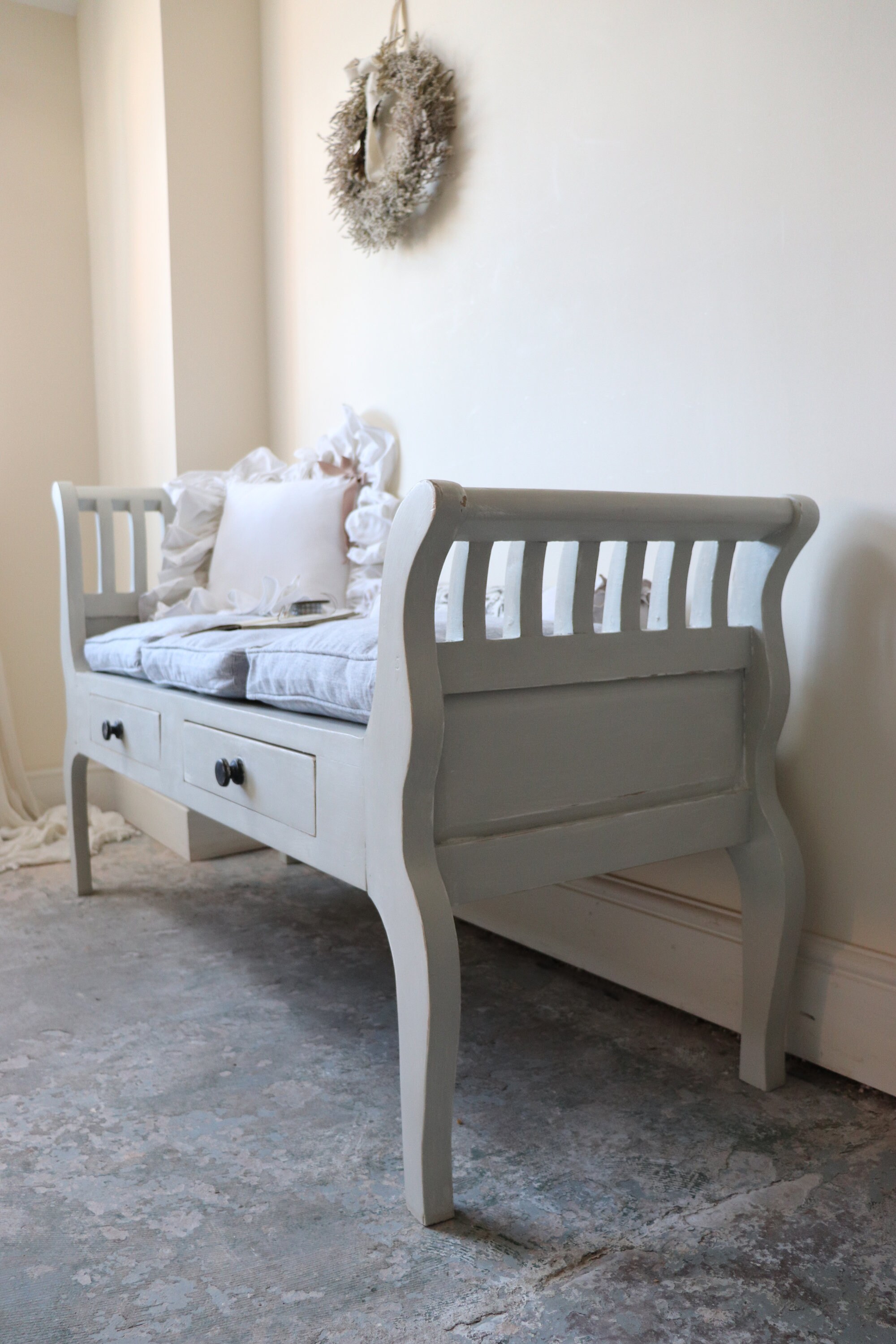 Stunning Painted Vintage Day Bed or Window Seat in Earl Grey Etsy UK