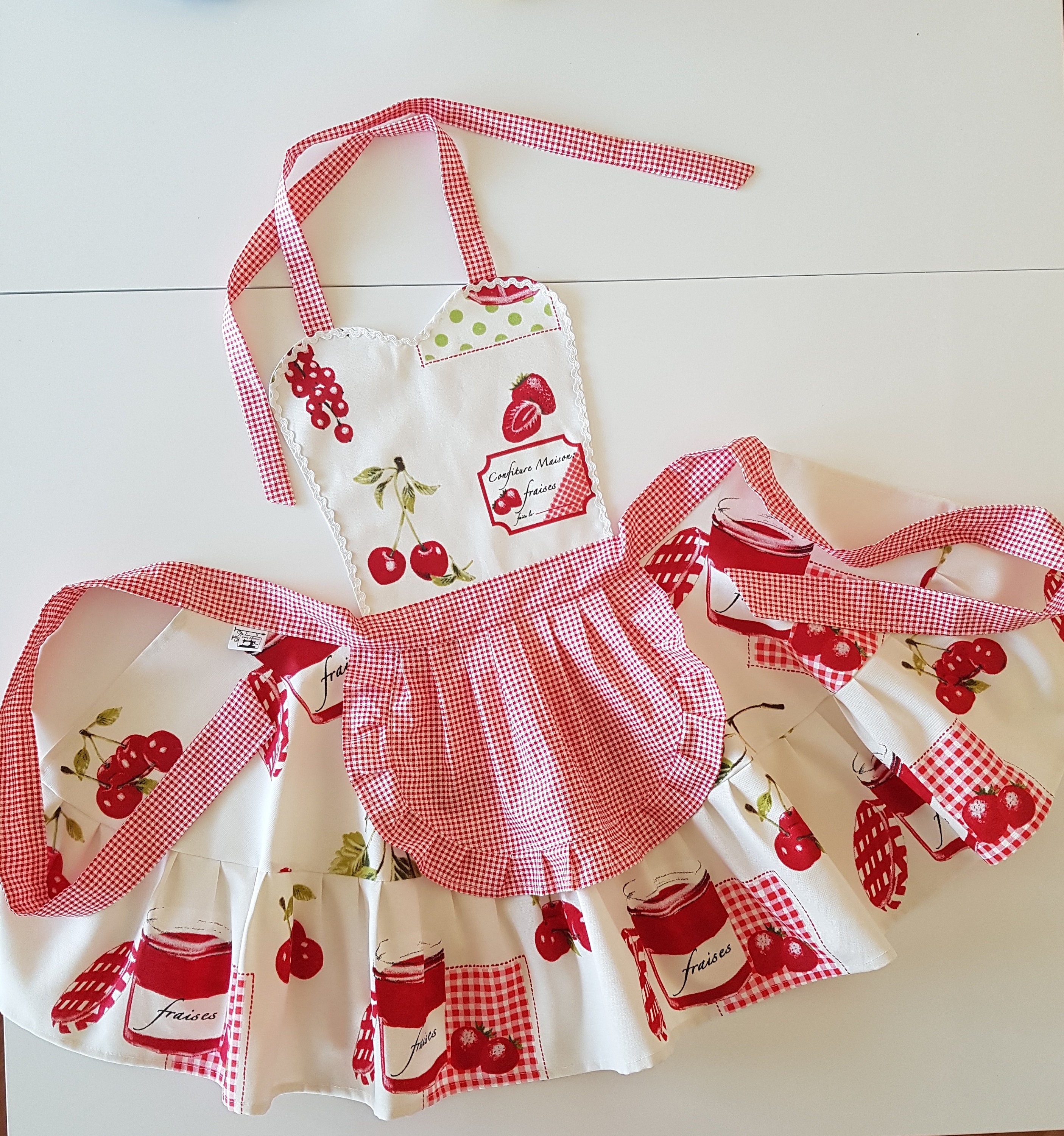 Gingham Cherry Apron, Waterproof Retro Kitchen Apron - Etsy Canada