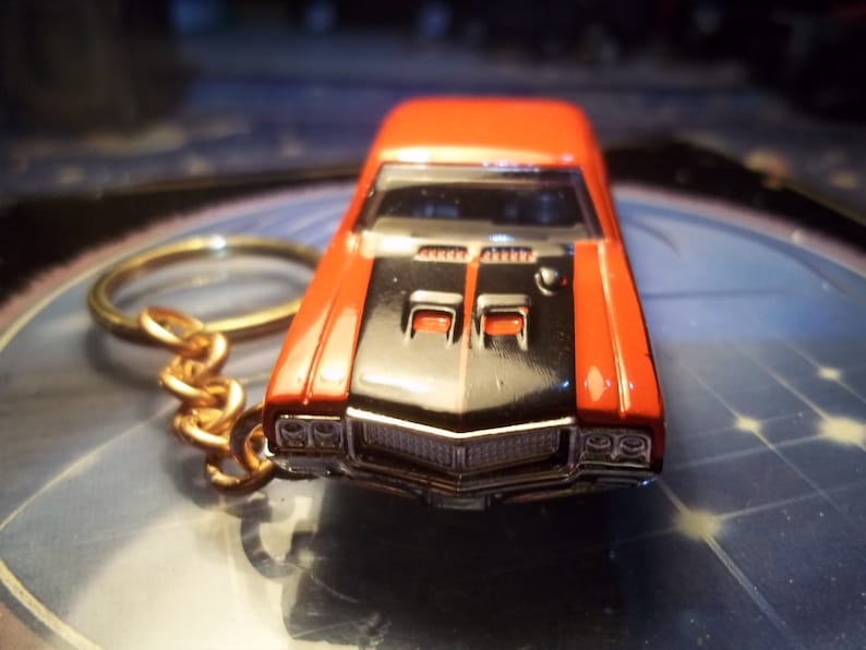 custom made stock keychain,1970 buick gsx coupe,gloss red wblack racing stripes-chrome grill-bumpers-mags-hand made chain-jump rings-mint