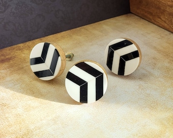 Herringbone White & Black Resin Mango Wood Door Knob | Zig Zag Striped Cupboard Handle