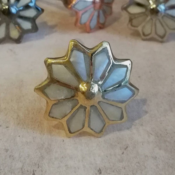 Decorative Star Shaped Mother of Pearl Cupboard Door Handle | Geometric Brass Cabinet Door Knob, Drawer Pull