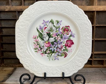 Lord Nelson Pottery 'Floral Emblems of Canada' Collectible Plate | Vintage