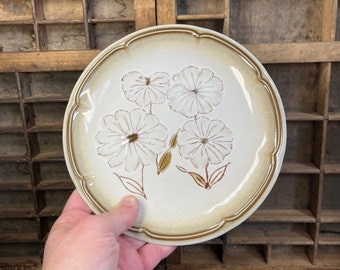 2 Vintage Mikasa 'Trellis' JB001 Fluted Shells Side Dishes - 1970s