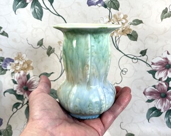 Vintage Sylvac Mottled Green Glazed Vase | no 745
