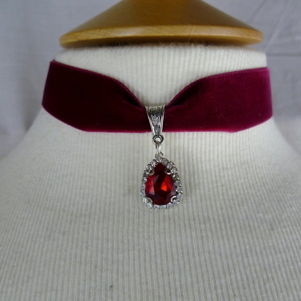 Ras de cou et boucles d'oreilles en velours rouge en forme de larme, collier à pendentif,