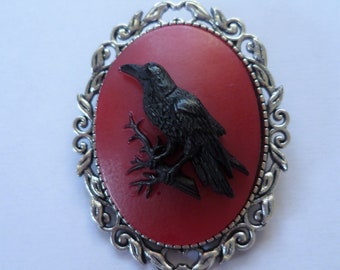 Raven cameo Brooch, Gothic brooch pin, Halloween brooch, Crow Brooch