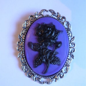 Black rose cameo brooch, Victorian cameo, Gothic wedding,Renaissnce Brooch