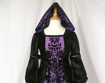 女の子用カスタム中世ドレス：黒と紫のルネッサンスガウン 4歳から13歳まで