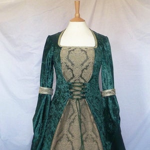 Medieval Wedding Dress, Green Renaissance Gown, Custom Made to size and plus sizes