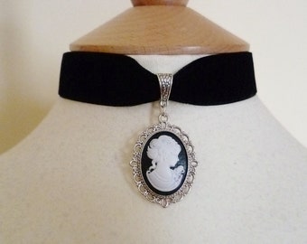 Cameo Choker, Victorian Lady Cameo necklace, Medieval Wedding Necklace, Black, Red or White Velvet