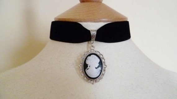 Cameo Choker Victorian Lady Cameo Necklace Medieval Wedding
