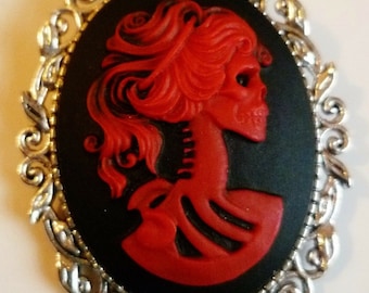 Red Skull Cameo Brooch: Gothic Halloween Pin