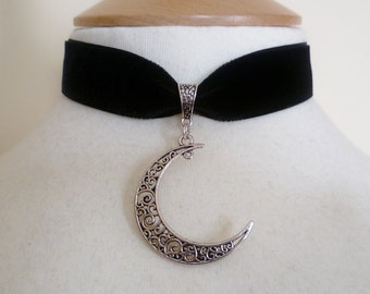 Velvet Moon Choker: Gothic Pagan Necklace