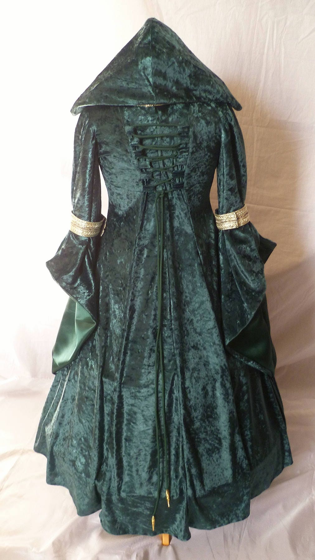 green velvet princess dress Vintage / Retro Dark Green Velvet Beading Rhinestone Tassel Prom Dresses 2023 A-Line / Princess High Neck