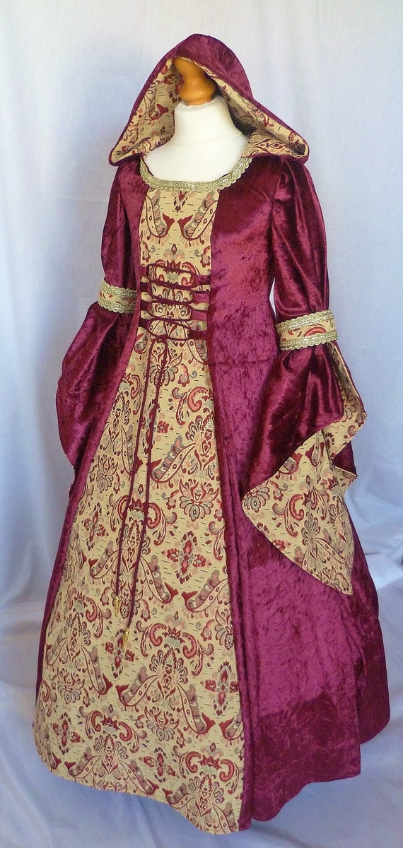 Hooded renaissance dress sale
