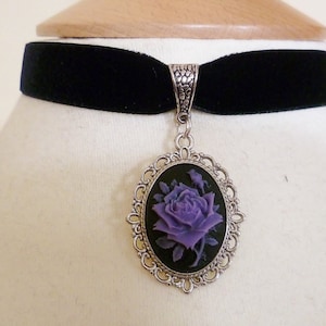 Purple rose choker black velvet, Gothic Choker, Wicca Necklace, Halloween Wedding