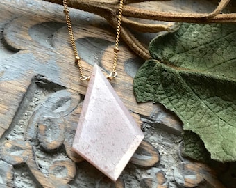 Peach Moonstone Necklace, Gemstone Necklace, Artisan Necklace, Pendant Necklace, Faceted Gemstone Necklace, Womens Jewelry, Jewelry Gift