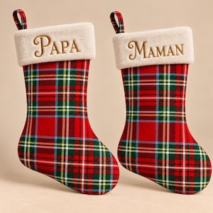 Chaussettes de Noël personnalisées pour papa et maman, ensemble de chaussettes à carreaux tartan rouges, broderie dorée personnalisée, décorations de Noël familiales