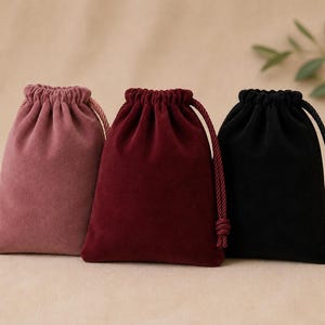Sacchetti per bomboniere in velluto con coulisse, bordeaux, rosa antico o neri, sacchetti per gioielli e regali per feste.