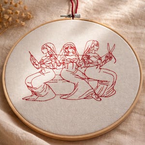 Bordados griegos hechos a mano para pared, con aro de algodón Moirai o para decoración enmarcada.