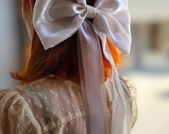 Bridal Large Silk Bow with Long Tail / Hen Party Bow Bachelorette / Wedding Hair Bow / Bridal Bow