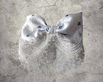 White and Blue Floral Hair Bow with Lace,  Romantic Bridal's Bow, Something Blue, Wedding Hair Bow