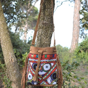 Iraya, boho bucket bag with fringes. Taupe beige suede bag. image 3