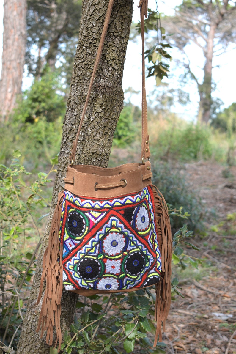 Iraya, boho bucket bag with fringes. Taupe beige suede bag. image 4