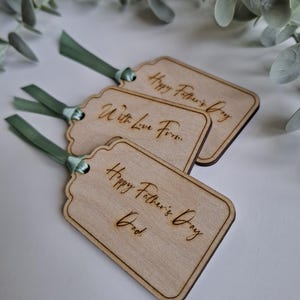 Personalised Woden Gift Tag Style 1 image 4