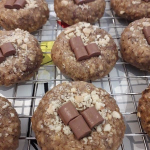 30 Peanut Butter & Milk Chocolate Lactation Cookies image 2